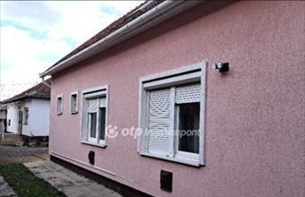 Eladó Gyulai családi ház hirdetés (15543837)