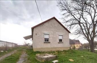 Eladó Kisbéri családi ház hirdetés (42595625)