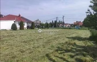 Eladó Csepregi lakóövezeti telek hirdetés (43393977)