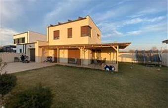 Eladó Nyíregyházai ikerház hirdetés (63447767)