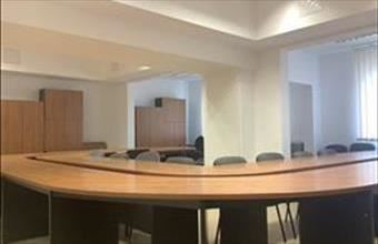 Kiadó Békéscsabai iroda irodaházban hirdetés (74459793)