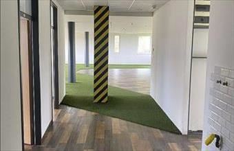 Kiadó Budapest III. kerületi iroda irodaházban hirdetés (92431182)