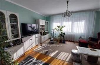 Eladó Nyíregyházai sorház hirdetés (91873338)