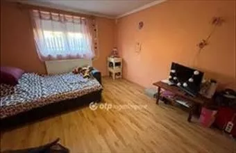 Eladó Hajdúhadházi családi ház hirdetés (34442242) Eladó Hajdúhadházi családi ház hirdetés (34442242)