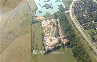 Eladó Hajdúszoboszlói üdülőövezeti telek hirdetés (89944484)
