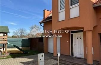 Eladó Kecskeméti sorház hirdetés (33934284)