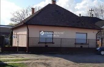 Eladó Kecskeméti családi ház hirdetés (27252476)