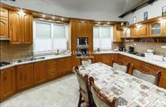 Eladó Kecskeméti családi ház hirdetés (73132487)