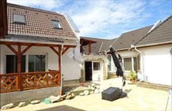 Eladó Kecskeméti családi ház hirdetés (44438377)