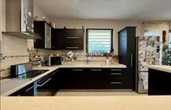 Eladó Kecskeméti családi ház hirdetés (66837694)