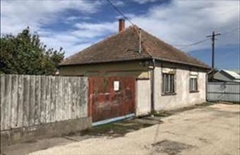 Eladó Kecskeméti családi ház hirdetés (33755774)