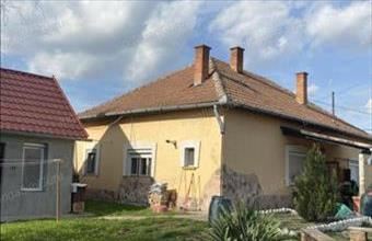 Eladó Tiszakürti családi ház hirdetés (93349763)
