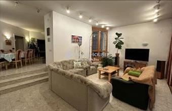 Eladó Budapest II. kerületi családi ház hirdetés (32256736)