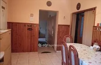 Eladó Nagykállói családi ház hirdetés (64913797)