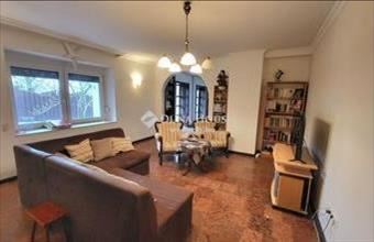 Eladó Budapest III. kerületi családi ház hirdetés (33934993)