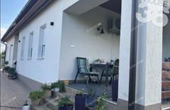 Eladó Kecskeméti családi ház hirdetés (83366134)