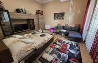 Eladó Budapest VI. kerületi tégla lakás hirdetés (24497856)