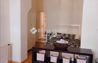 Eladó Budapest VI. kerületi tégla lakás hirdetés (53833224)