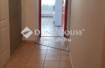 Eladó Pócsmegyeri családi ház hirdetés (32737172)