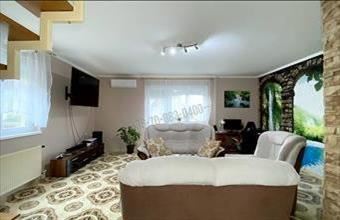 Eladó Majosházai családi ház hirdetés (67278574)