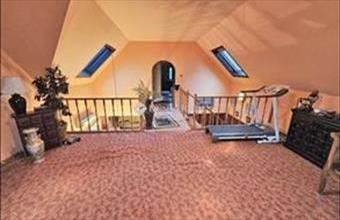 Eladó Budapest XXI. kerületi családi ház hirdetés (74537872)