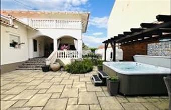 Eladó Érdi családi ház hirdetés (16976948)