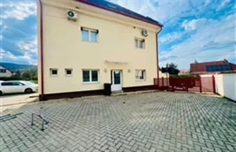 Kiadó Dunabogdányi üzlethelyiség utcafronton hirdetés (41225344) Kiadó Dunabogdányi üzlethelyiség utcafronton hirdetés (41225344)