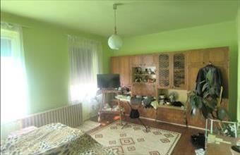 Eladó Kisteleki családi ház hirdetés (94937392)