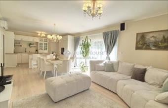 Eladó Kecskeméti családi ház hirdetés (37875572)