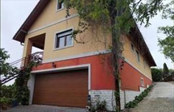 Eladó Vonyarcvashegyi családi ház hirdetés (87947435)