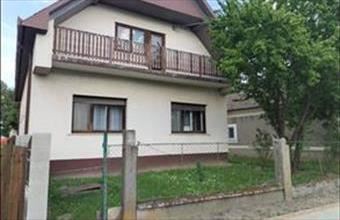 Eladó Balatonszentgyörgyi családi ház hirdetés (23728185)