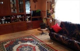 Eladó Tiszaföldvári családi ház hirdetés (36117572)