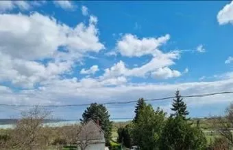 Eladó Balatonalmádi hétvégi ház hirdetés (85875713) Eladó Balatonalmádi hétvégi ház hirdetés (85875713)