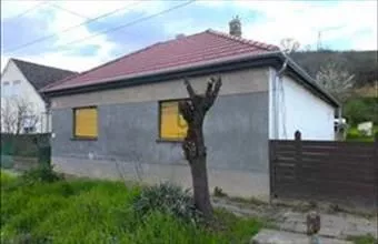 Eladó Dunaszekcsői családi ház hirdetés (94589724) Eladó Dunaszekcsői családi ház hirdetés (94589724)