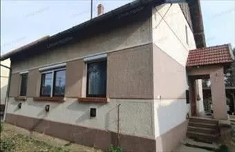 Eladó Törökszentmiklósi családi ház hirdetés (59443816) Eladó Törökszentmiklósi családi ház hirdetés (59443816)