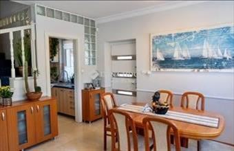 Eladó Leányfalui családi ház hirdetés (35527123)