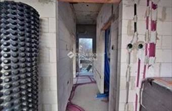 Eladó Szentendrei családi ház hirdetés (74646472)