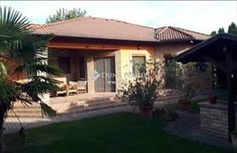 Eladó Vecsési családi ház hirdetés (67739594)