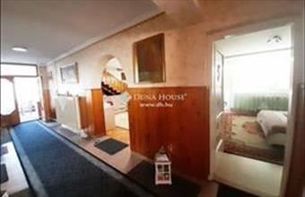 Eladó Gödöllői családi ház hirdetés (48249343)