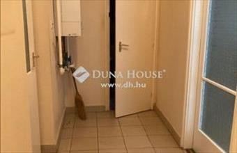 Eladó Budapest III. kerületi családi ház hirdetés (53277929)