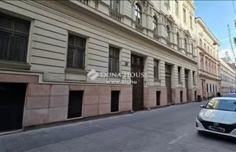 Eladó Budapest V. kerületi tégla lakás hirdetés (39924497) Eladó Budapest V. kerületi tégla lakás hirdetés (39924497)