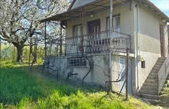 Eladó Becsehelyi családi ház hirdetés (24237834) Eladó Becsehelyi családi ház hirdetés (24237834)