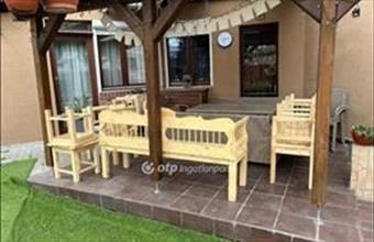 Eladó Jászberényi családi ház hirdetés (43842257)