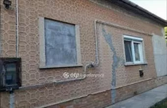 Eladó Szegedi családi ház hirdetés (97987373) Eladó Szegedi családi ház hirdetés (97987373)