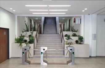 Kiadó Budapest XIII. kerületi iroda irodaházban hirdetés (62575343)