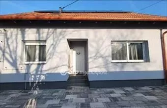 Eladó Felgyői családi ház hirdetés (79636949) Eladó Felgyői családi ház hirdetés (79636949)