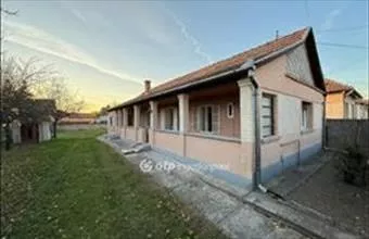 Eladó Tápiószentmártoni családi ház hirdetés (56864139) Eladó Tápiószentmártoni családi ház hirdetés (56864139)