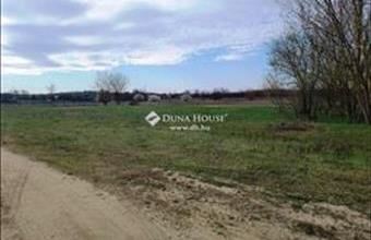 Eladó Fóti lakóövezeti telek hirdetés (79397398)