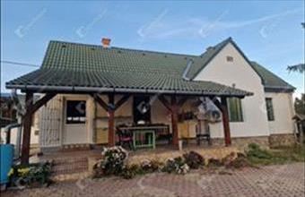 Eladó Felsőmocsoládi családi ház hirdetés (75382611)