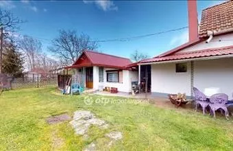Eladó Tiszakeszi hétvégi ház hirdetés (69833925) Eladó Tiszakeszi hétvégi ház hirdetés (69833925)